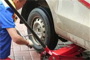 荷塘附近拖车24小时服务热线电话